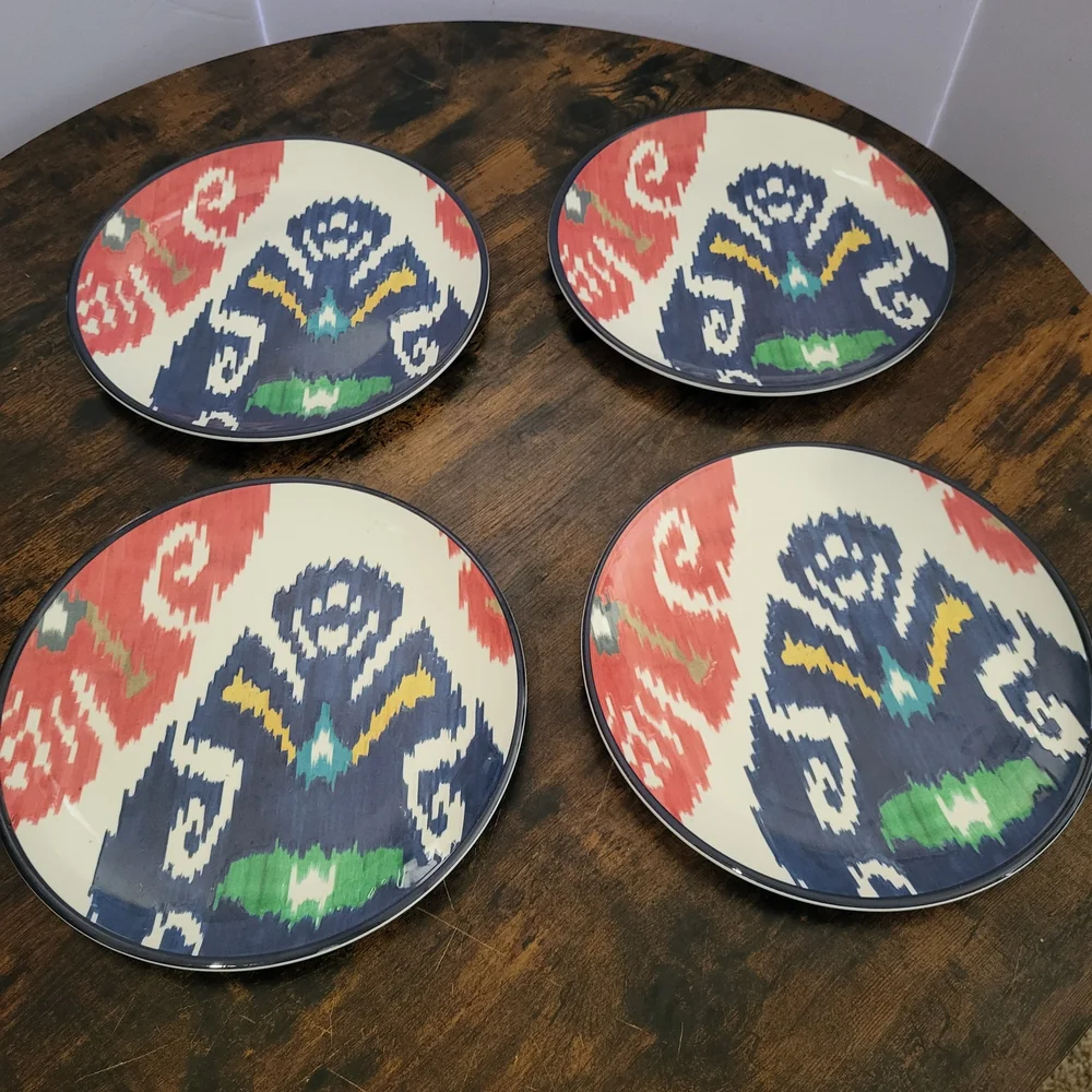 Williams Sonoma Schumacher Ikat Melamine Salad Dessert Party Plates Set of 4